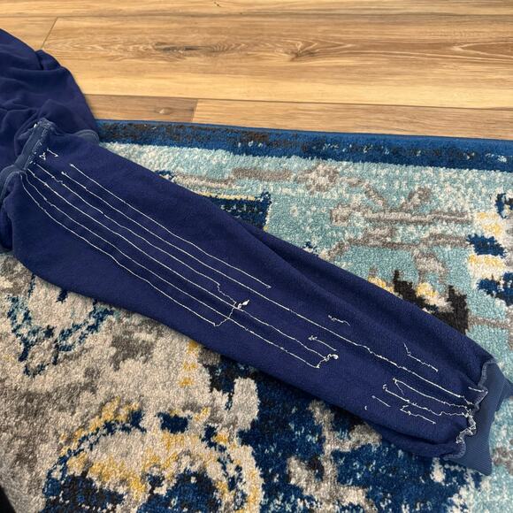 Vtg NYPD Crewneck Sweatshirt Cropped Fit Blue Sweater S/M - Picture 7 of 7